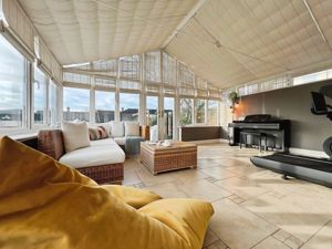 Photo 15- click for photo gallery